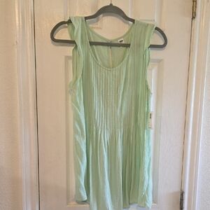 Old Navy Light Green Sleeveless Blouse